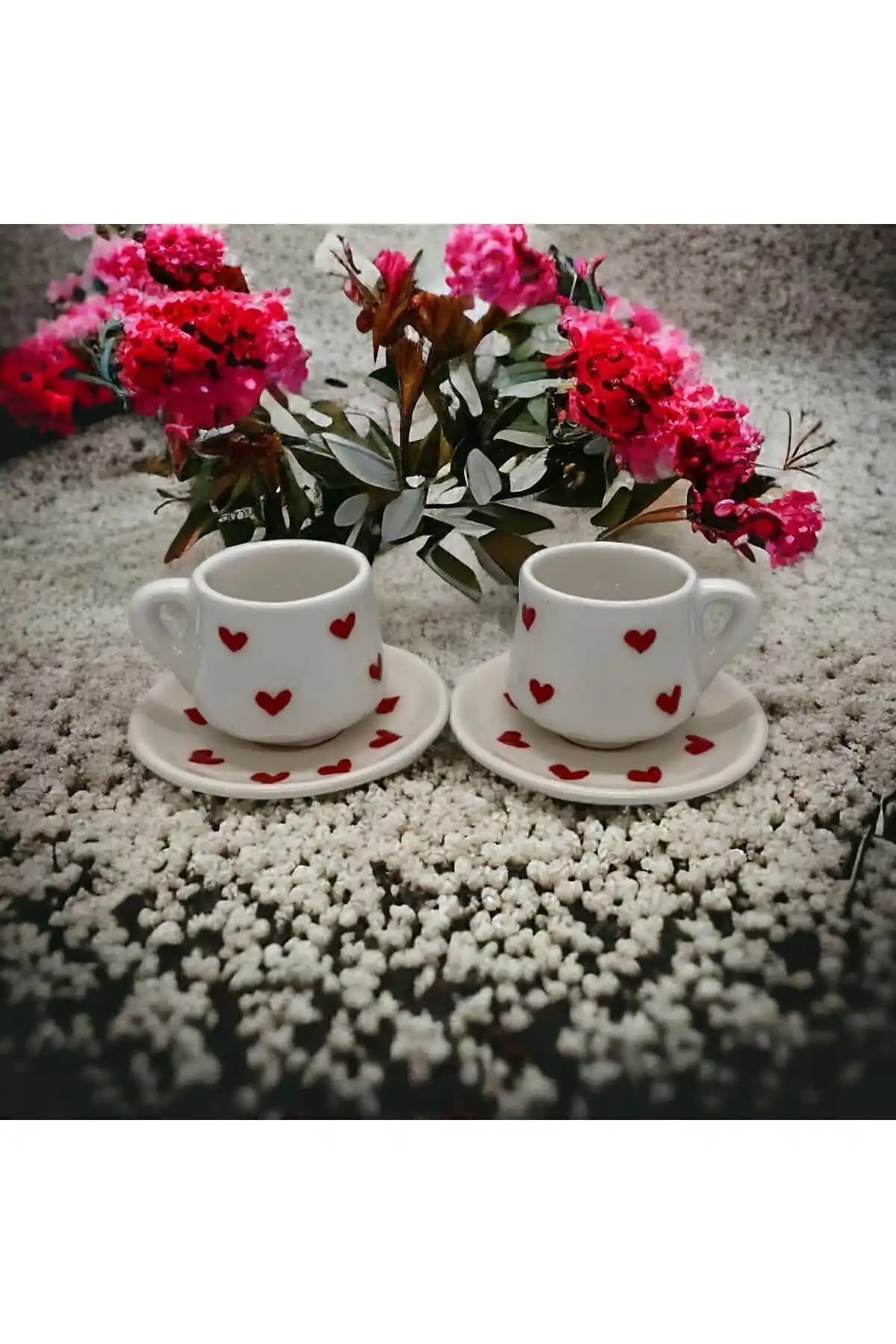 Seramik Fincan Kalpli Kabartma Desenli El Yapımı Set Sevgililer Günü İçin Uygun Hediye
