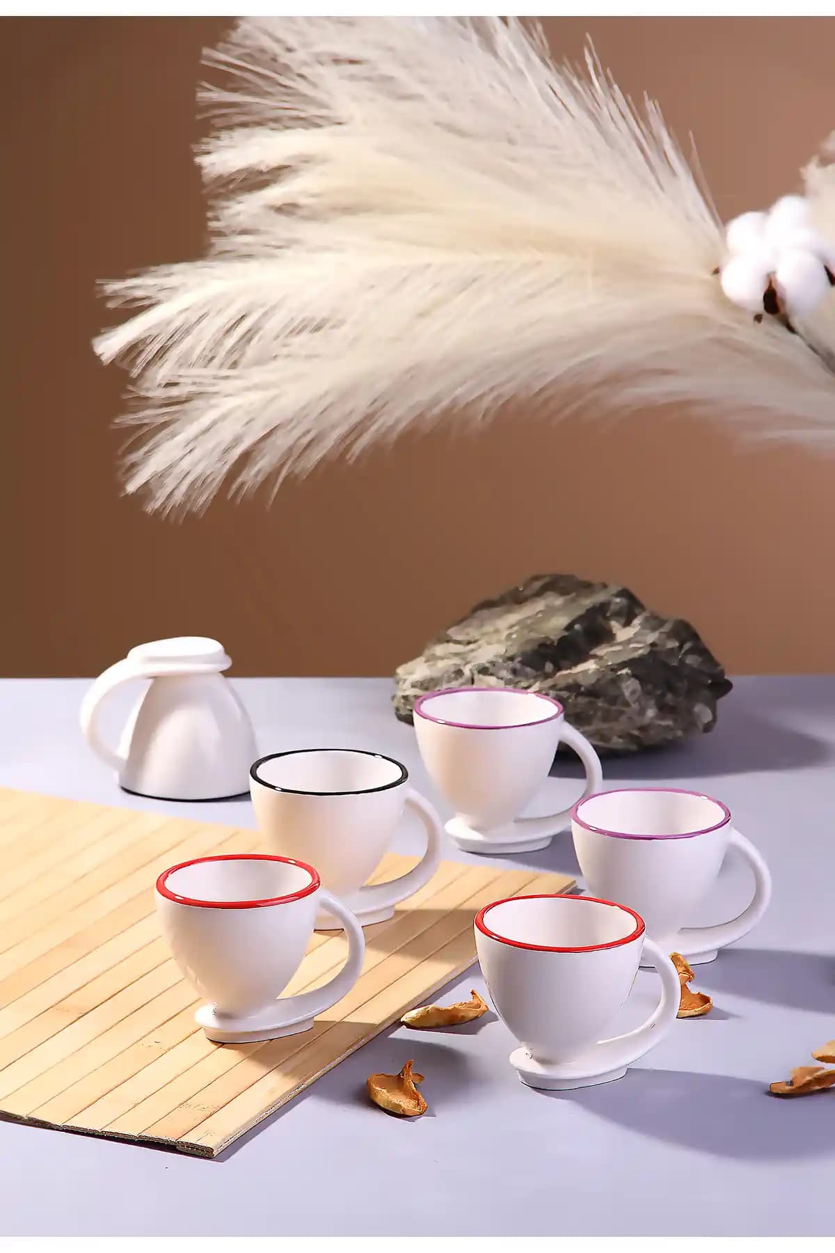 Sezka Life Kendinden Tabaklı Renkli Türk Kahvesi Fincanı Takımı İncelemesi ve Özellikleri