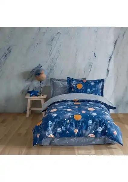 Soley Galaxy Nevresim Takımı Uzay ve Gece Temalı, Parlayan Fosforlu Detaylar ile Konforlu Uyku