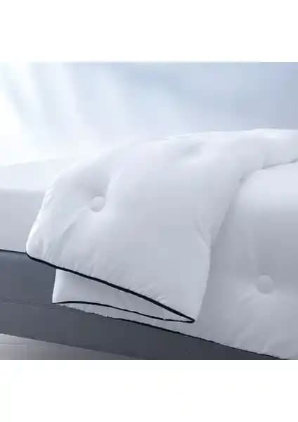 Yataş Bedding Dacron Quallofil Battal Boy Yorgan: Yüksek Konfor ve Isı Yalıtımı Sağlar