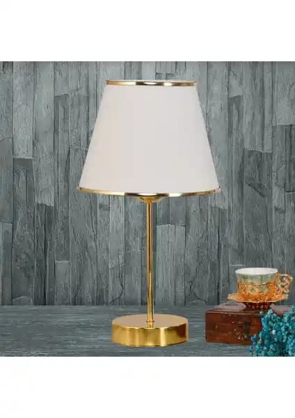 Art&Gift Star Gold Ayaklı Abajur: Modern ve Şık Tasarım ile Ev ve İşletmeler İçin Ideal Aydınlatma Çözümü