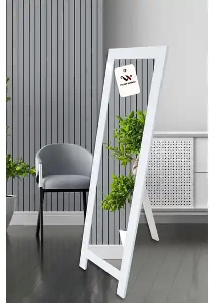 Ayaklı Beyaz Ahşap Boy Aynası: Modern ve Şık Dekorasyon Unsuru