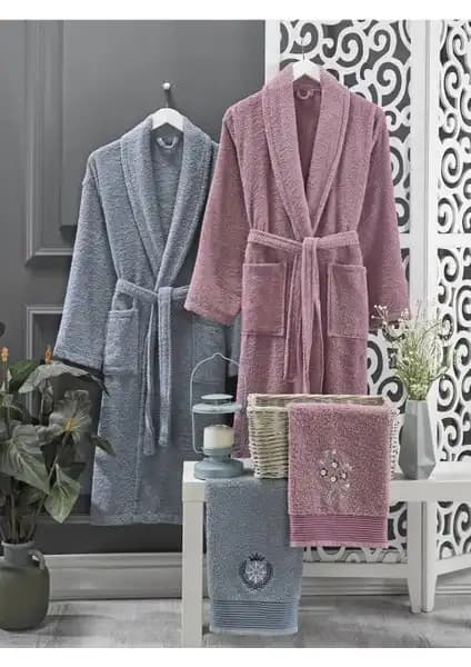 Casnack Havlulu Bornoz Seti 4'lü: Şık ve Konforlu Pamuklu Tasarım
