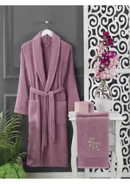Casnack Mürdüm Kadın Havlulu Bornoz Seti Şıklık ve Konfor Sunan Pamuklu Tasarım