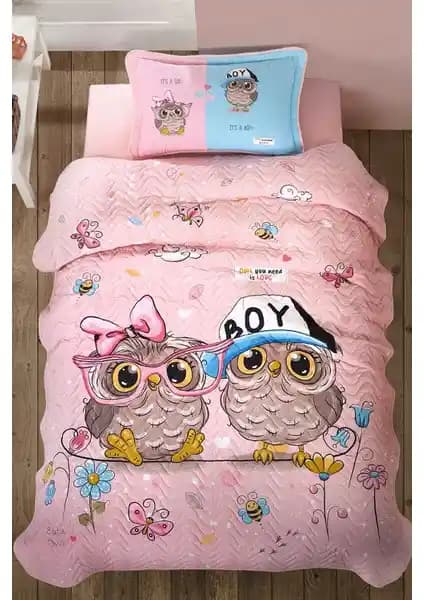 Clasy Pamuk Genç Yatak Örtüsü Puhu: Konfor ve Estetiği Bir Arada Sunan Modern Tasarım