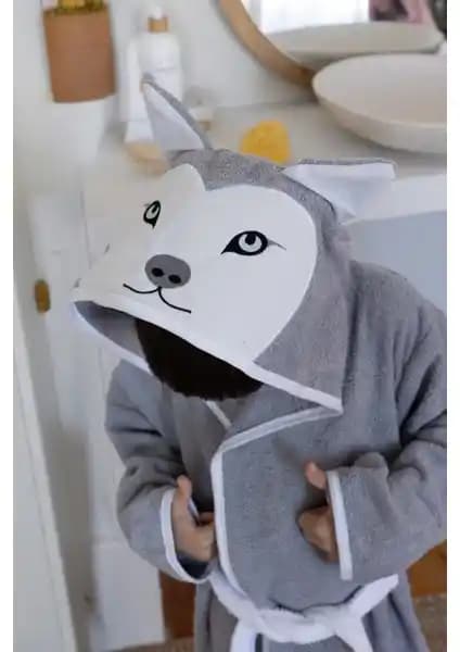 Çocuklar İçin Sevimli ve Konforlu Kapüşonlu Bornozları - Renkli ve Dayanıklı Tasarım