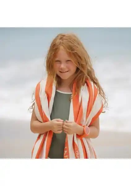 Doğa Dostu ve Şık Green Petition Delmor Fit Tangerine Çocuk Plaj Havlusu Ürün Özellikleri