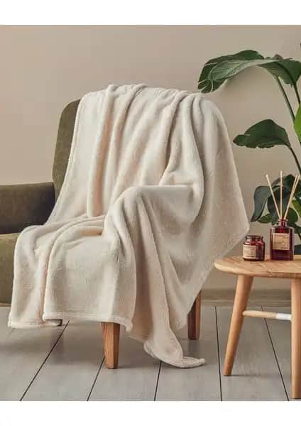 English Home Cozy Wellsoft TV Battaniyesi: Şıklık ve Konfor Sunan Yumuşak Battaniye