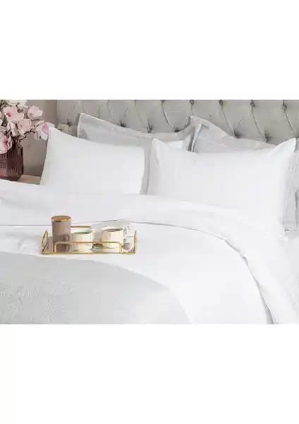 English Home Crystal Ipeksi Twill King Size Nevresim Takımı Şık ve Konforlu Uyku İçin Uygun Bir Seçenek