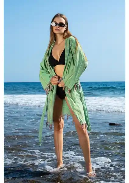 Ephemeris Ponpon Peştamal Bornoz: Doğal Pamuklu ve Şık Bir Kullanışlı Ürün