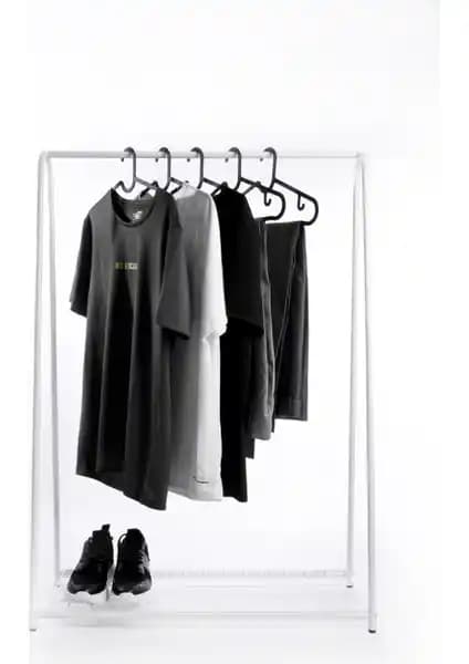 Fec Reklam Raflı Metal Askılık: Dayanıklı ve Modern Kıyafet Saklama Çözümü