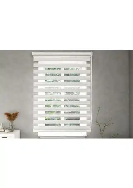 Givayo Beyaz Dar Pliseli Zebra Stor Perde: Modern ve Dayanıklı İç Mekan Dekorasyonu Çözümü