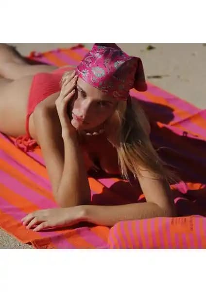 Green Petition Maris Ruby Doğa Dostu Sürdürülebilir ve Konforlu Plaj Havlusu