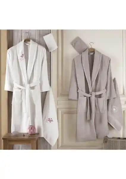 Güvenal 'Pamuxu' 8 Parça Pamuklu Bornoz Seti: Konfor ve Şıklık Bir Arada