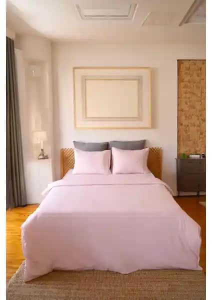 Hazal Moosh Çift Kişilik Lastikli Çarşaflı Nevresim Takımı: Konfor ve Estetiğin Buluşması