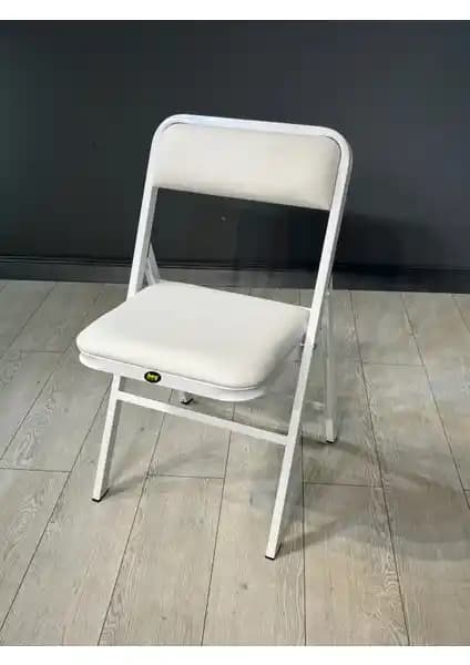 Hey Katlanır Sandalye Modern ve Dayanıklı Tasarımıyla Pratik Kullanım Sunar