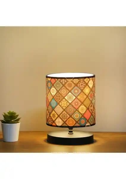 Homing Tasarım Mini Abajur Çini Desenli AYD-3248: Şık ve Fonksiyonel Dekoratif Aydınlatma Ürünü