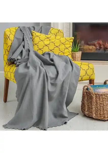 Latuda Concept Tekli Koltuk Örtüsü: Dayanıklı, Şık ve Çok Yönlü Koruyucu Ürün