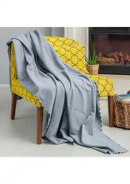 Latuda Concept Tekli Koltuk Örtüsü: Şık ve Dayanıklı Koruma Çözümü