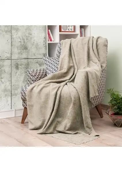 Latuda Şönil Jakarlı Desenli Kaymaz Koltuk Şalı ile Ev Dekorasyonunuza Şıklık Katın