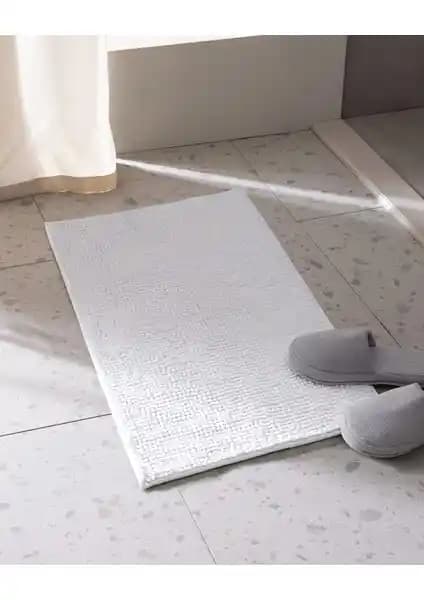 Madame Coco Conques Banyo Paspası Modern ve Şık Tasarım, Yüksek Konfor ve Güvenlik