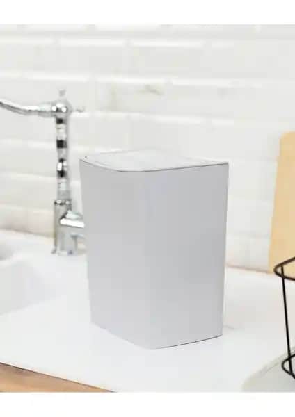 Madame Coco Olivier Switch Çöp Kovası: Şık ve Pratik Tasarım ile Küçük Alanlara Uygun