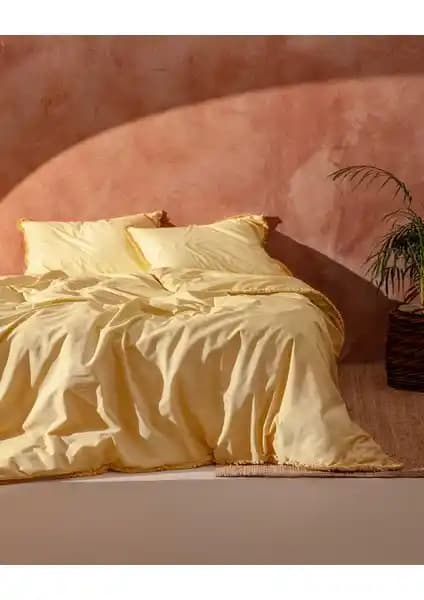 Madame Coco Sona King Size Püsküllü Nevresim Takımı Sarı Renkli Konfor ve Şıklık