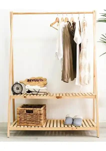 Modern ve İşlevsel Ahşap Askılık ile Odanızı Düzenleyin ve Estetik Katın