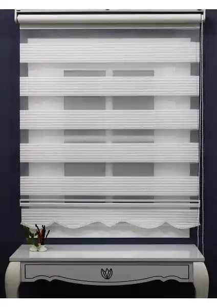 Modern ve Kullanışlı Beyaz Geniş Pliseli Zebra Stor Perde Etek Dilimli Özellikleri ve Kullanım İpuçları