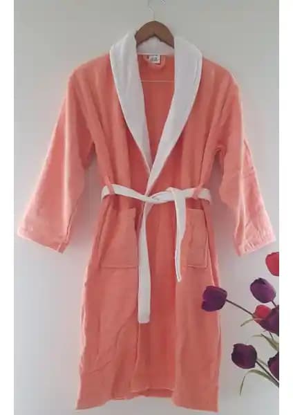 My Sweet Baby Kadife Çocuk Bornozu: Yüksek Kalite ve Konfor Sunan Sıcak Tutucu Tasarım