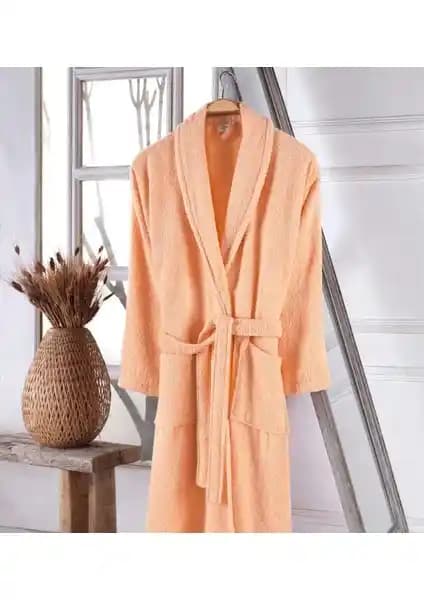 Oyalı Textile Organik Pamuk Bornoz: Şıklık ve Konfor Sunan Doğal Giyim Ürünü