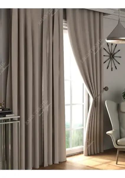 Perde Pendik Bej Blackout: Modern ve Fonksiyonel İç Mekan Perdesi Çeşidi