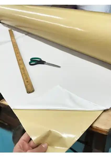 Plush Studio Yapışkanlı Süet Kadife Kumaş: Estetik ve İşlevselliğin Modern Çözümü