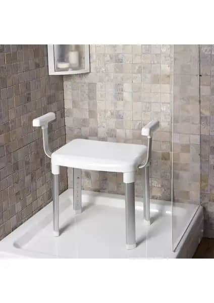 Primanova Cappadocia Kollu Banyo Sandalyesi: Dayanıklı ve Ayarlanabilir Tasarım