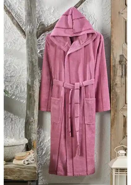 Semecca Lara Kadife Kapşonlu Bornoz Yüksek Kalite ve Konfor Sunan Şık Tasarım
