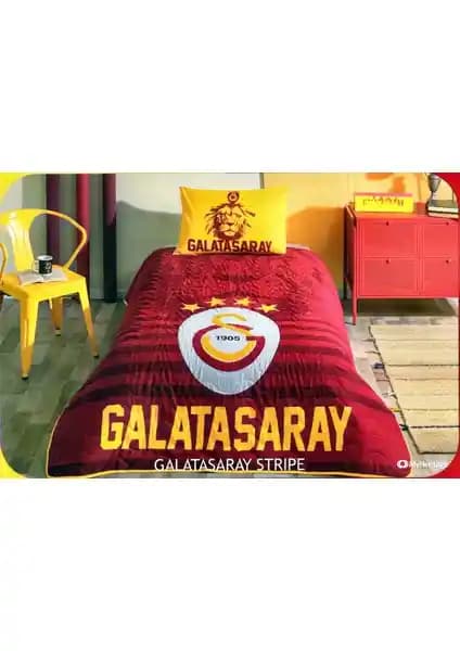 Taç Galatasaray Stripe Tek Kişilik Yatak Örtüsü Modern ve Şık Tasarımıyla Öne Çıkar