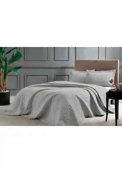 Taç Glory Taş Çift Kişilik Yatak Örtüsü Seti: Estetik ve Dayanıklı Yatak Dekorasyonu