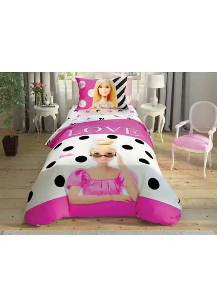 Taç Lisanslı Barbie Glitter Nevresim Takımı Çocuk Odası İçin Renkli ve Dayanıklı Tasarım