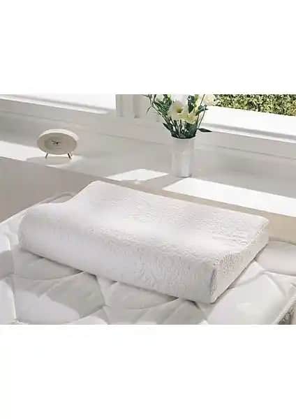 Taç Visco Yastık 40x60 cm: Boyun Desteği ve Konfor Sunan Ergonomik Yastık