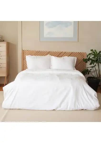 Valoroso Tekstil Çift Kişilik Çizgili Saten Nevresim Takımı Yatak Odası Dekorasyonu