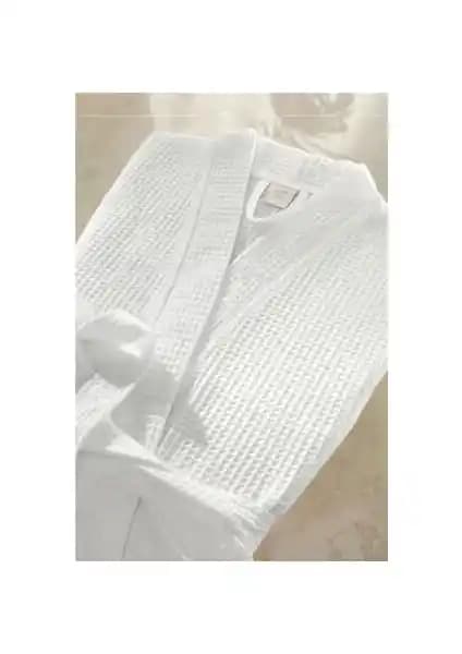 Varol Orfe Serisi Pike Otel Bornozu: Yüksek Kalite ve Estetik ile Konforun Buluşması