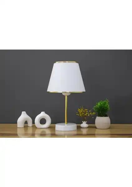 Vivido Abajur Beyaz ve Altın Detaylarla Modern ve Şık Aydınlatma Çözümü