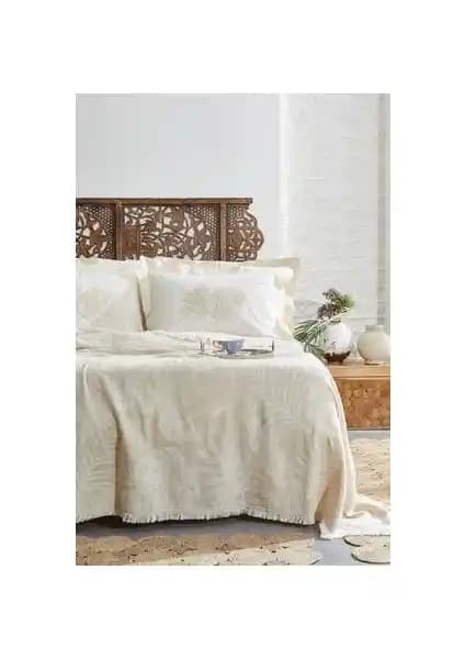 Yataş Bedding Belinda Çift Kişilik Müslin Pike Takımı Vizon Renkli Modern Yatak Dekorasyonu