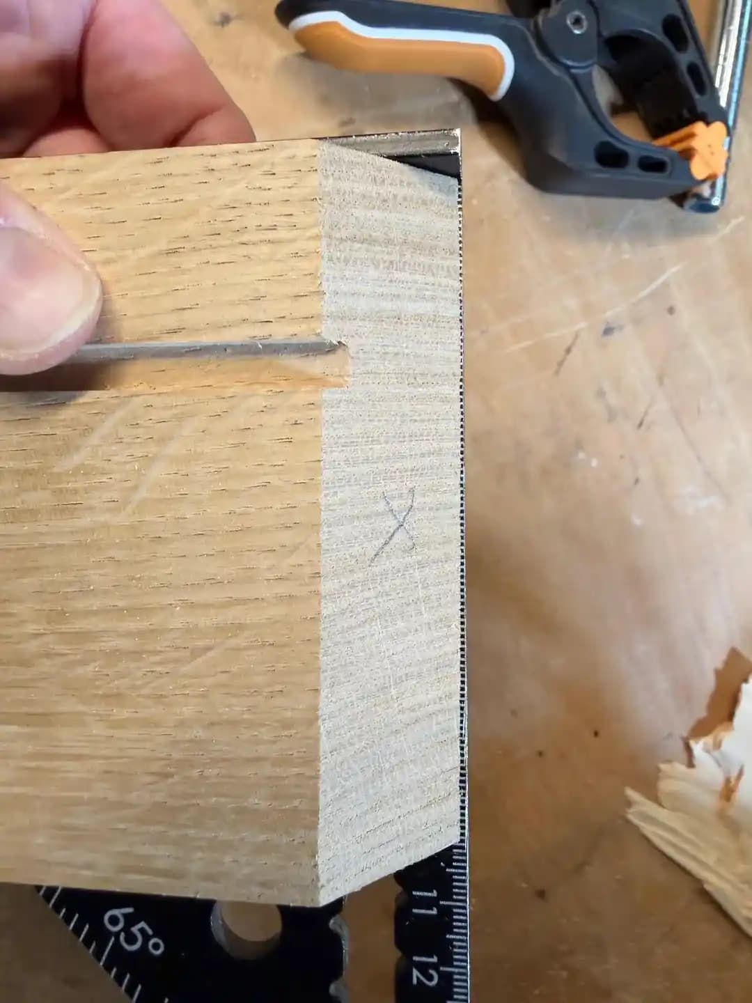 Ahşap İşçiliğinde Mitre Kesim Zorlukları ve Doğru Kalibrasyon Yöntemleri