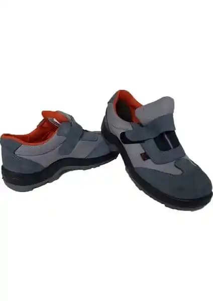 İki Çelik Burunlu İş Ayakkabısının Detaylı Karşılaştırması ve Seçim Rehberi