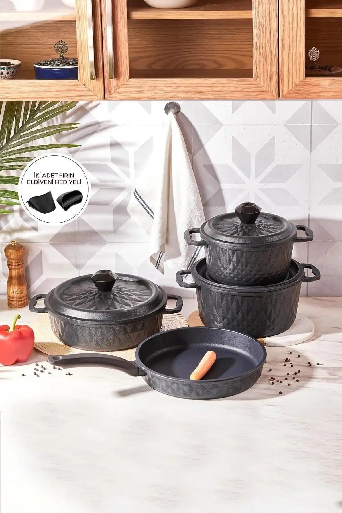 Karaca BioDiamond Döküm Tencere Seti 7 Parça Siyah Modern Tasarım ve Dayanıklılık
