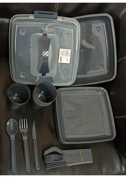 Piknik Setleri Karşılaştırması: Hobby Life Magic ve Mars Plastik Setleri Hangi Durumlar İçin Uygun 2