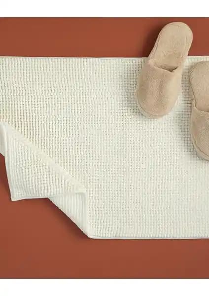 English Home Paige ve Madame Coco Conques Banyo Paspası Karşılaştırması: Özellikler ve Kullanıcı Yorumları