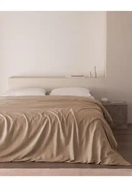 Madame Coco Ciel ve Özdilek Antico Bej Çift Kişilik Nevresim Takımı Karşılaştırması