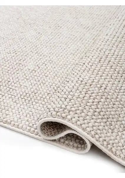 Modern Halı ve Kilim Karşılaştırması: Tasarım, Malzeme ve Kullanım Özellikleri